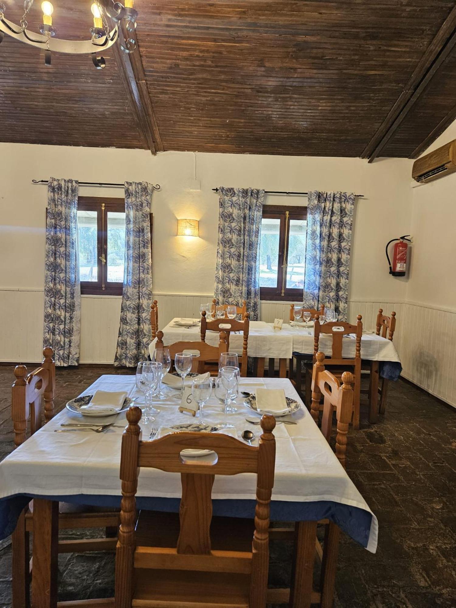 Hotel Rural Portilla De Monfraguee Toril  ภายนอก รูปภาพ